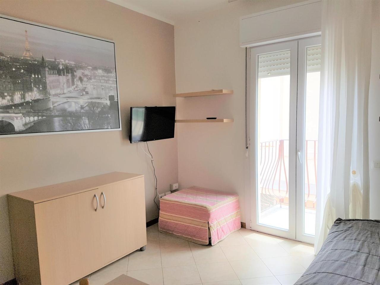 Residence Uno Studio&Suites Rimini Exterior foto